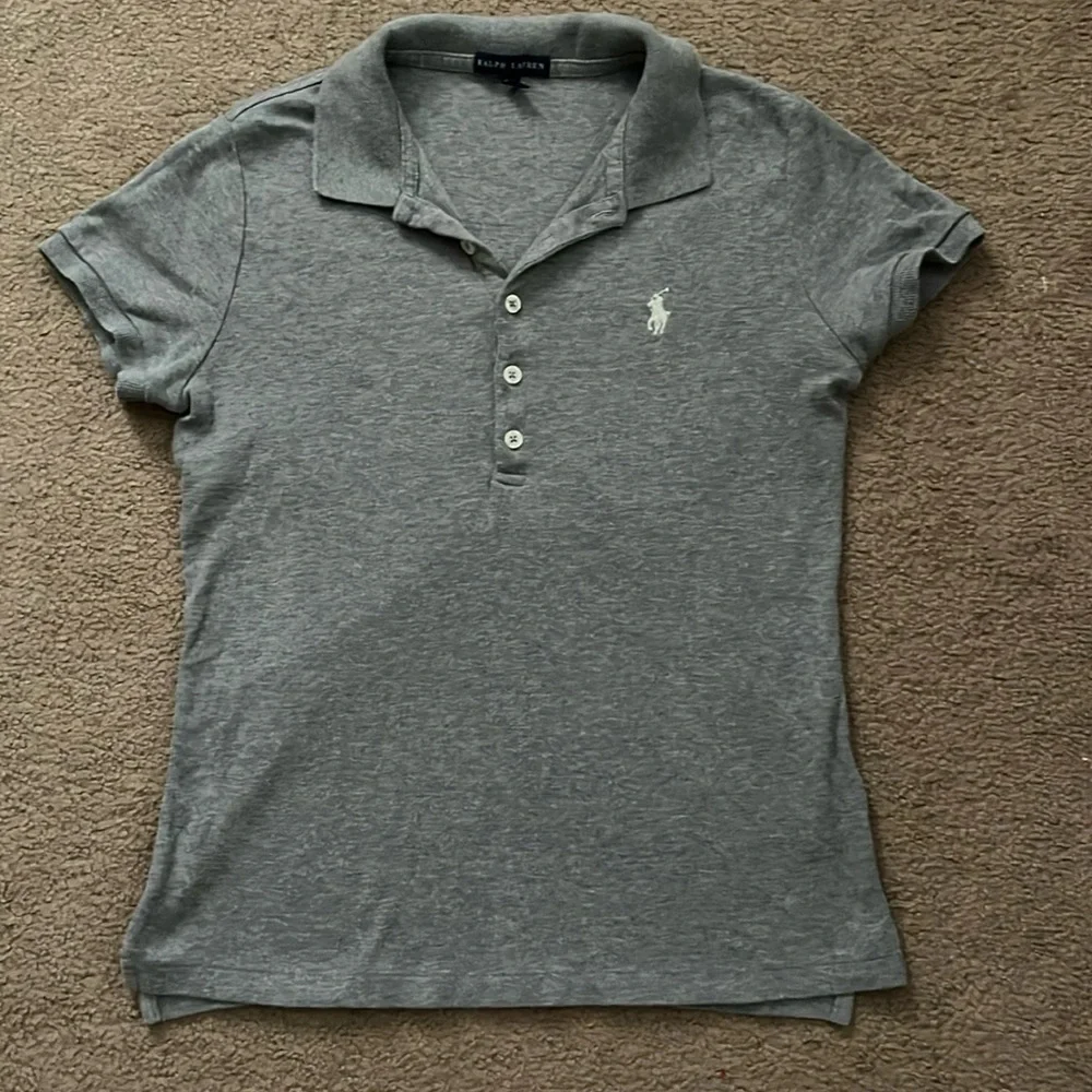 Ralph Lauren ladies polo size, medium - Picture 1 of 5
